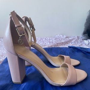 Guess Block Heel in Blush Pink women’s 6